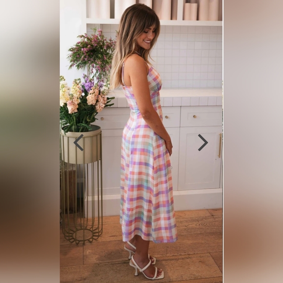 𝑀𝑢𝑟𝑎 𝐵𝑜𝑢𝑡𝑖𝑞𝑢𝑒 𝐴𝑚𝑜𝑢𝑟𝑎 𝑀𝑖𝑑𝑖 𝐷𝑟𝑒𝑠𝑠 - Picture 2 of 8